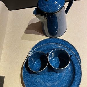 Camping Coffee Pot, 2 plates and 2 coffee cups.